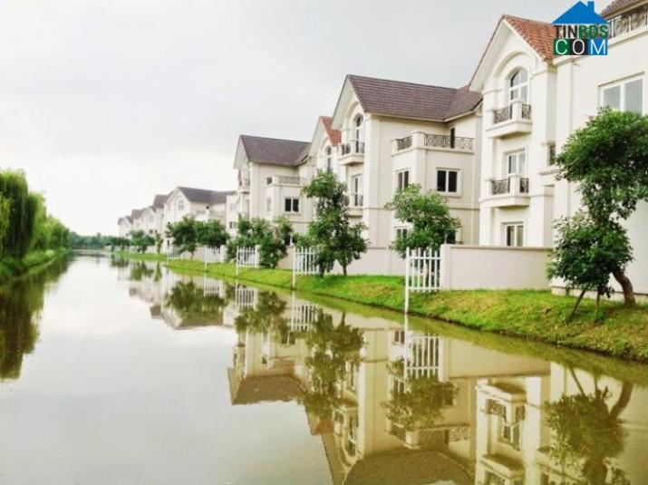Giá biệt thự, liền kề Hà Nội tiếp tục tăng cao thời gian qua