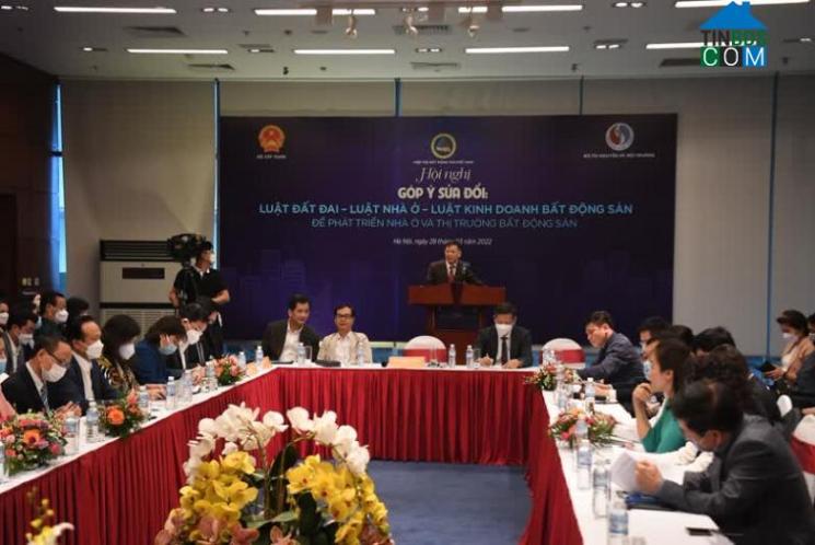 Đông đảo đại biểu tham dự chương trình đưa ra các kiến nghị về sửa đổi Luật đất đai - Luật Nhà ở - Luật Kinh doanh bất động sản