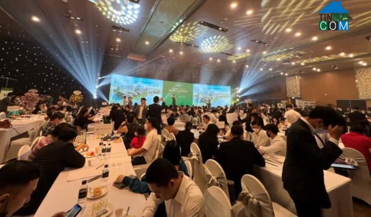 Ảnh Nam Long giới thiệu thành công Flora Panorama, đạt doanh số ước tính 900 tỷ đồng