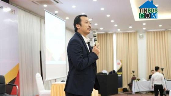 Ảnh Chuyên gia Nguyễn Thành Tiến nhận định cơ hội và rủi ro khi đầu tư BĐS thời sốt đất