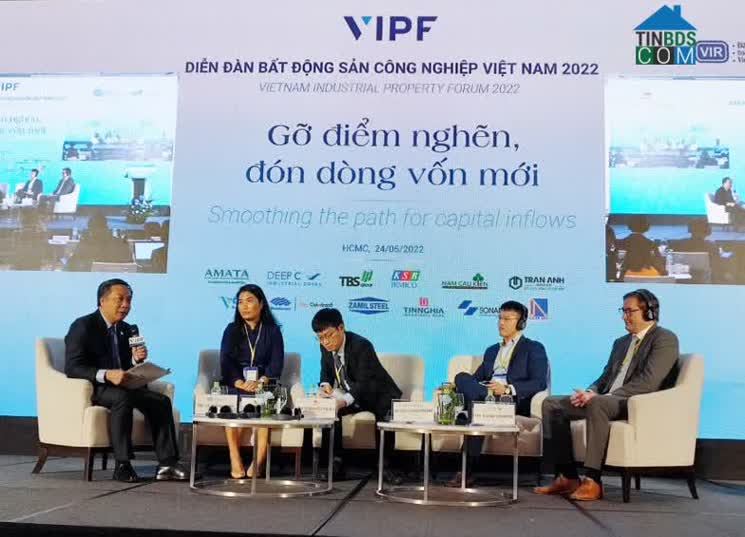 Việt Nam đang đứng trước cơ hội lớn trong thu hút vốn đầu tư vào thị trường bất động sản công nghiệp.