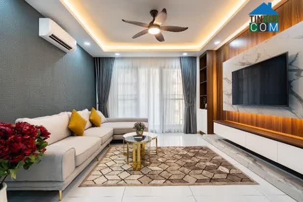 Dự án Cosmo City bàn giao căn hộ hoàn thiện với đầy đủ nội thất.