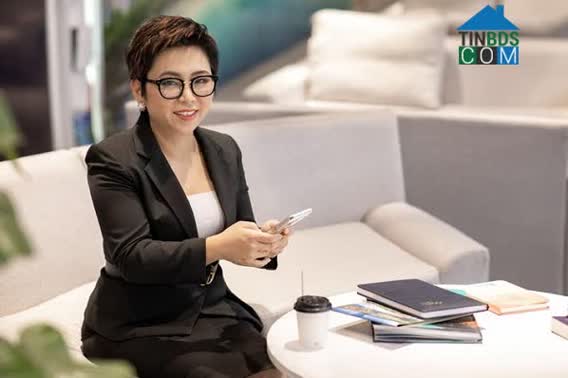 “Bóng hồng” quyền lực của NewstarLand - CEO Nguyễn Thị Thu Huyền