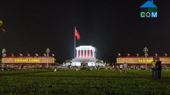 Lăng Chủ tịch Hồ Chí Minh.