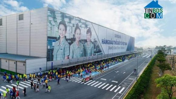 Sóng đầu tư BĐS hướng về Phổ Yên, Thái Nguyên với tiềm năng hấp dẫn của thị trường BĐS ven các khu công nghiệp (Ảnh minh họa: KCN Samsung Phổ Yên, Thái Nguyên)