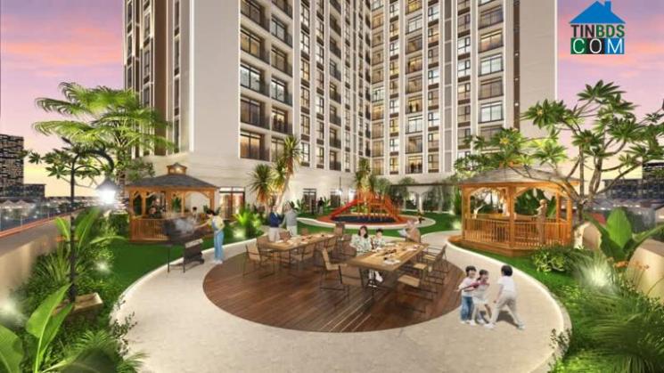 Khu tiện ích cộng đồng của Viva Plaza nằm trên tầng 3 khối đế với nhiều dịch vụ cao cấp mang đến cho cư dân những phút giây tận hưởng cuộc sống quý giá.