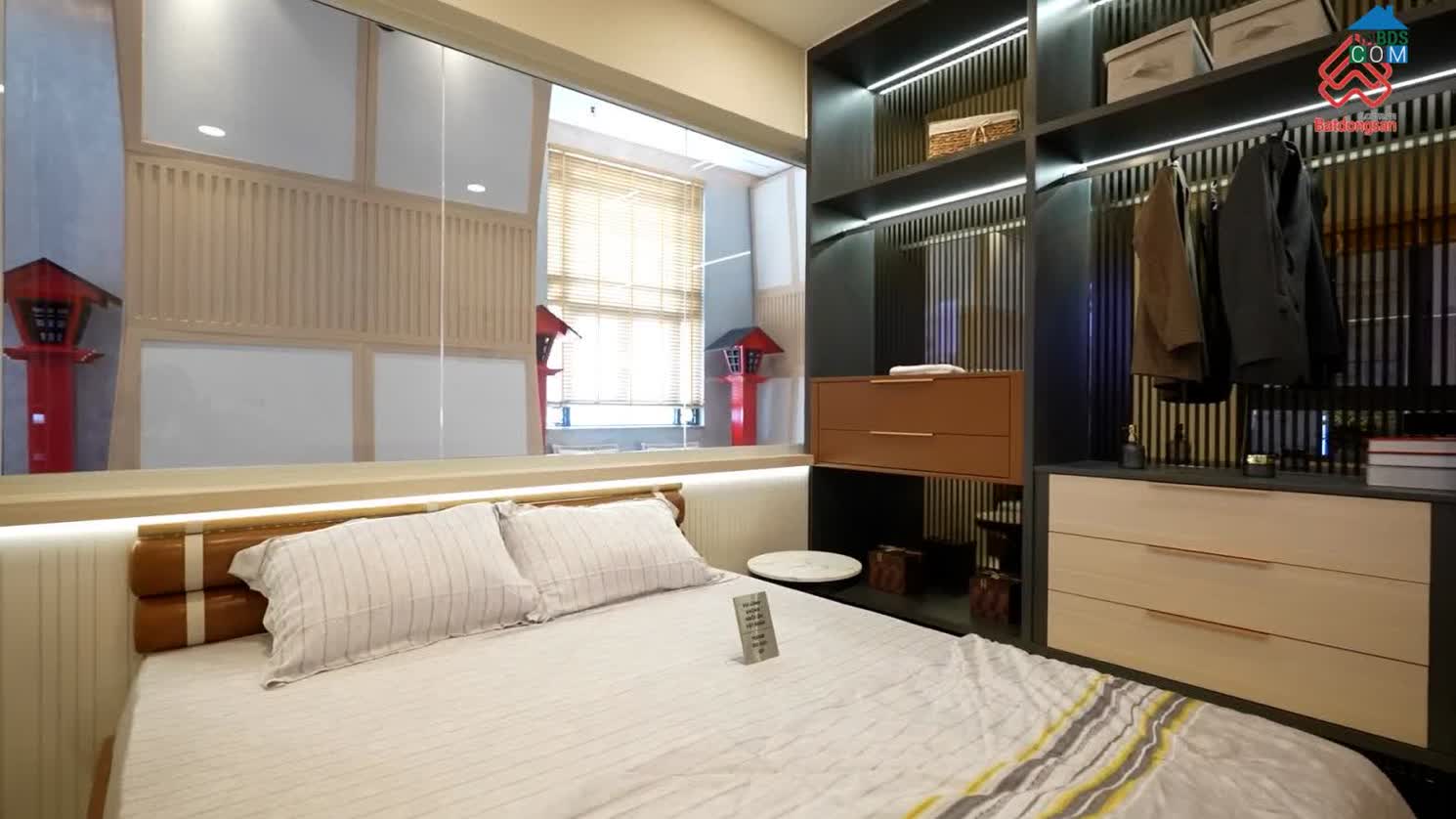 Chủ đầu tư gợi ý phong cách nội thất Nhật Bản, còn căn hộ thực tế được bàn giao thô để người mua tự thiết kế tùy thích.