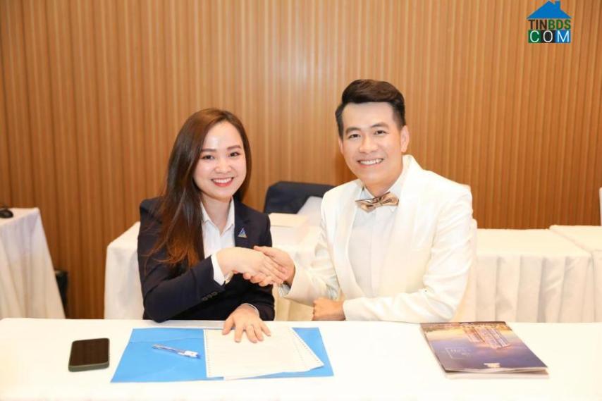 Nam ca sĩ Hồ Trung Dũng chọn sở hữu cho mình 2 căn duplex tại HT Pearl