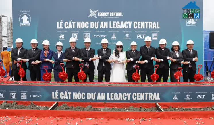 Ảnh Dự án căn hộ Legacy Central cất nóc vượt tiến độ