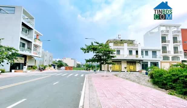 Hình ảnh khu dân cư Đất Nam Tây Lân kiểu mẫu với hạ tầng hiện đại góp phần phát triển đô thị quận Bình Tân.