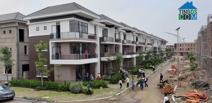 Nhiều nhà đầu tư không còn đủ kiên nhẫn khi thị trường bất động sản khó khăn kéo dài