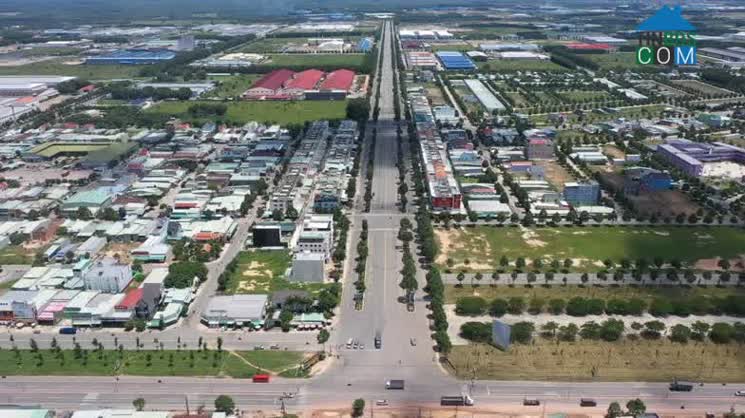 Hệ thống hạ tầng phát triển là yếu tố quan trọng kích thích thị trường bất động sản tăng trưởng.