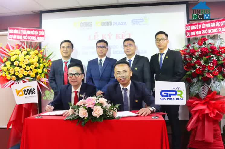 Đại diện Tập đoàn Bcons và Gia Phúc Real tại Lễ ký kết