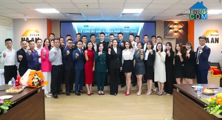 Hình ảnh ký kết của các đại lý chiến lược và Hà An Group