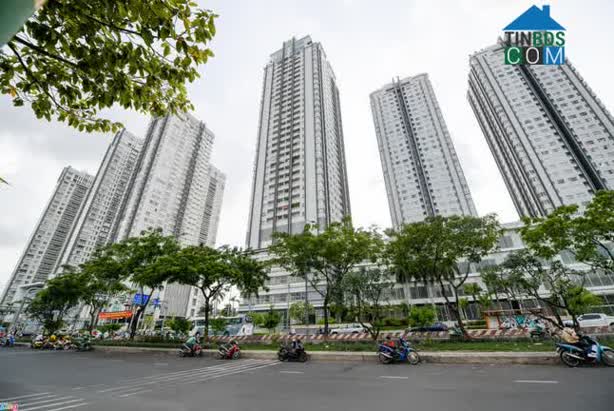 Sunrise City Quận 7 đã hoàn thiện và đón cư dân vào ở.
