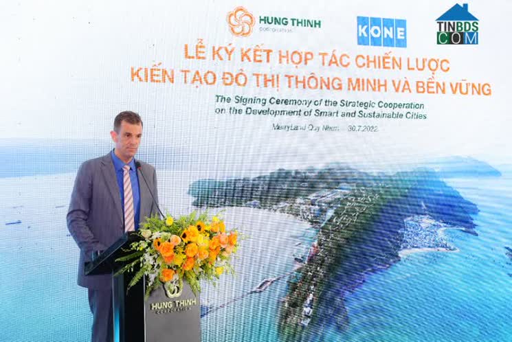 Ông Bas Degeling – TGĐ KONE Việt Nam chia sẻ tại buổi ký kết chiến lược cùng Tập đoàn Hưng Thịnh.