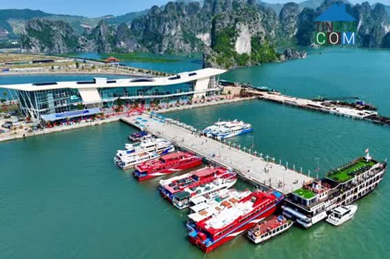 Diện mạo mới của Cảng Quốc tế Ao Tiên ngày khai trương