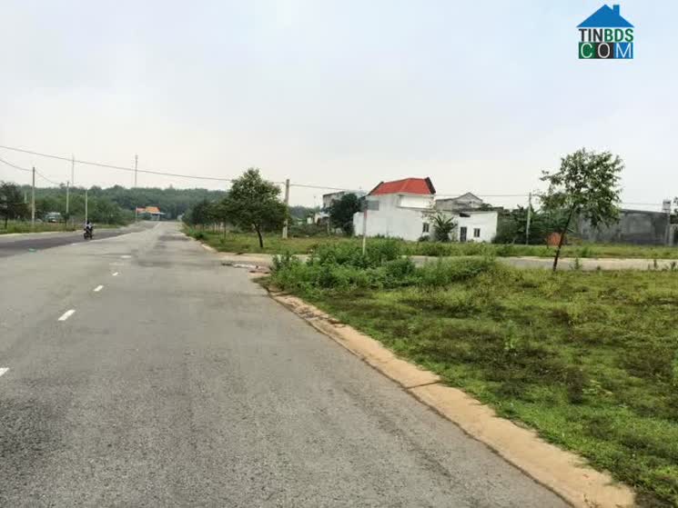 Nhiều môi giới và nhà đầu tư rời bỏ các thị trường vùng ven Hà Nội