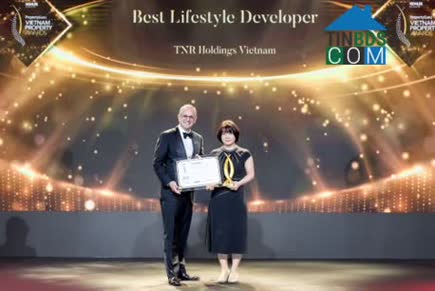 TNR Holdings Vietnam được vinh danh là Nhà phát triển bất động sản phong cách sống tốt nhất (Best Lifestyle Developer) tại Giải thưởng bất động sản Việt Nam ProperyGuru 2022 (PropertyGuru Vietnam Property Awards).