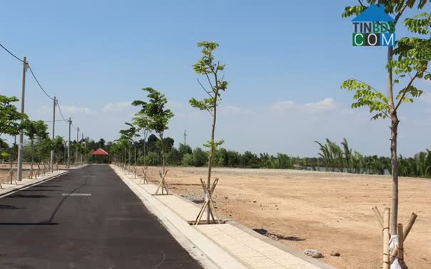 Số ít giao dịch của thị trường tập trung ở những lô đất có tổng giá thành dưới 1 tỷ đồng