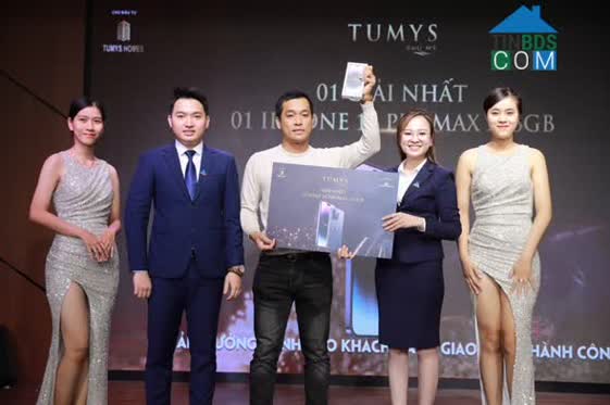 Nhiều khách hàng nhận được những phần quà may mắn trong sự kiện (Ảnh: Dat Xanh Premium)