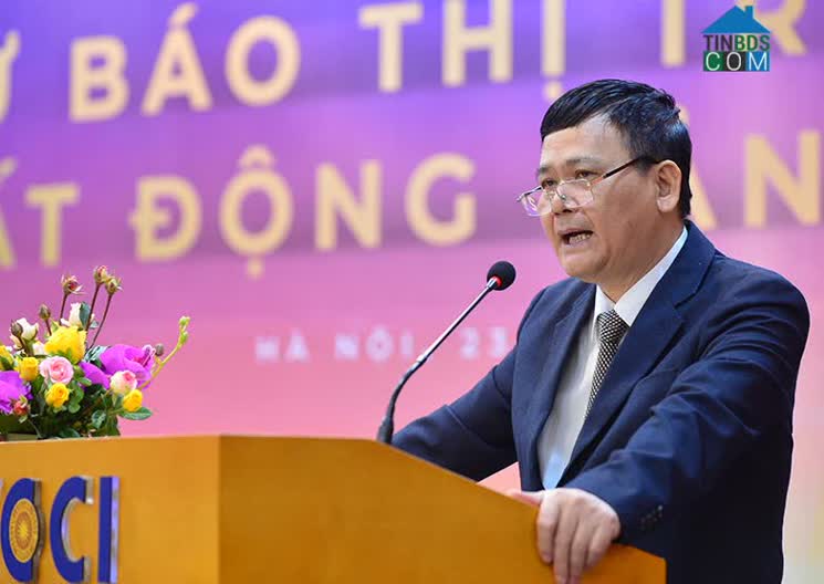 Tiến sĩ Trần Kim Chung phát biểu tại hội thảo