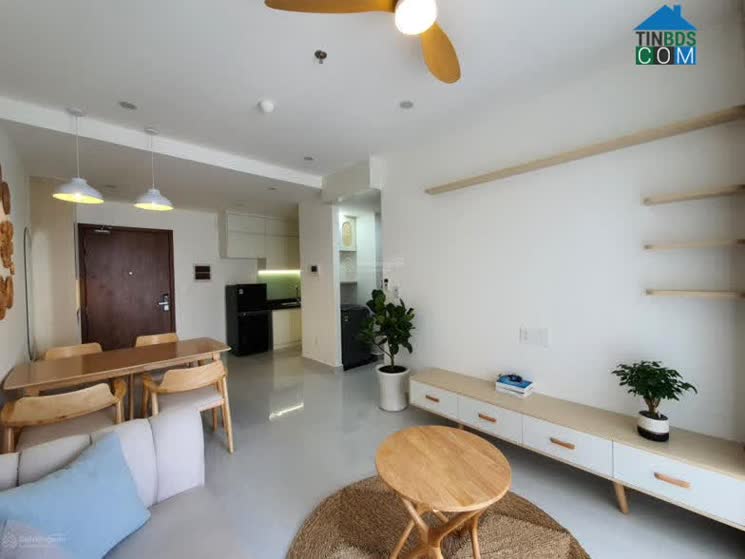 Một căn hộ đầy đủ nội thất đang rao cho thuê tại chung cư PiCity High Park