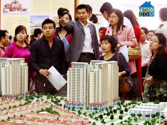 Ảnh Hết Ân Hạn Lãi Suất, Người Vay Mua Nhà Phải Bán Cắt Lỗ