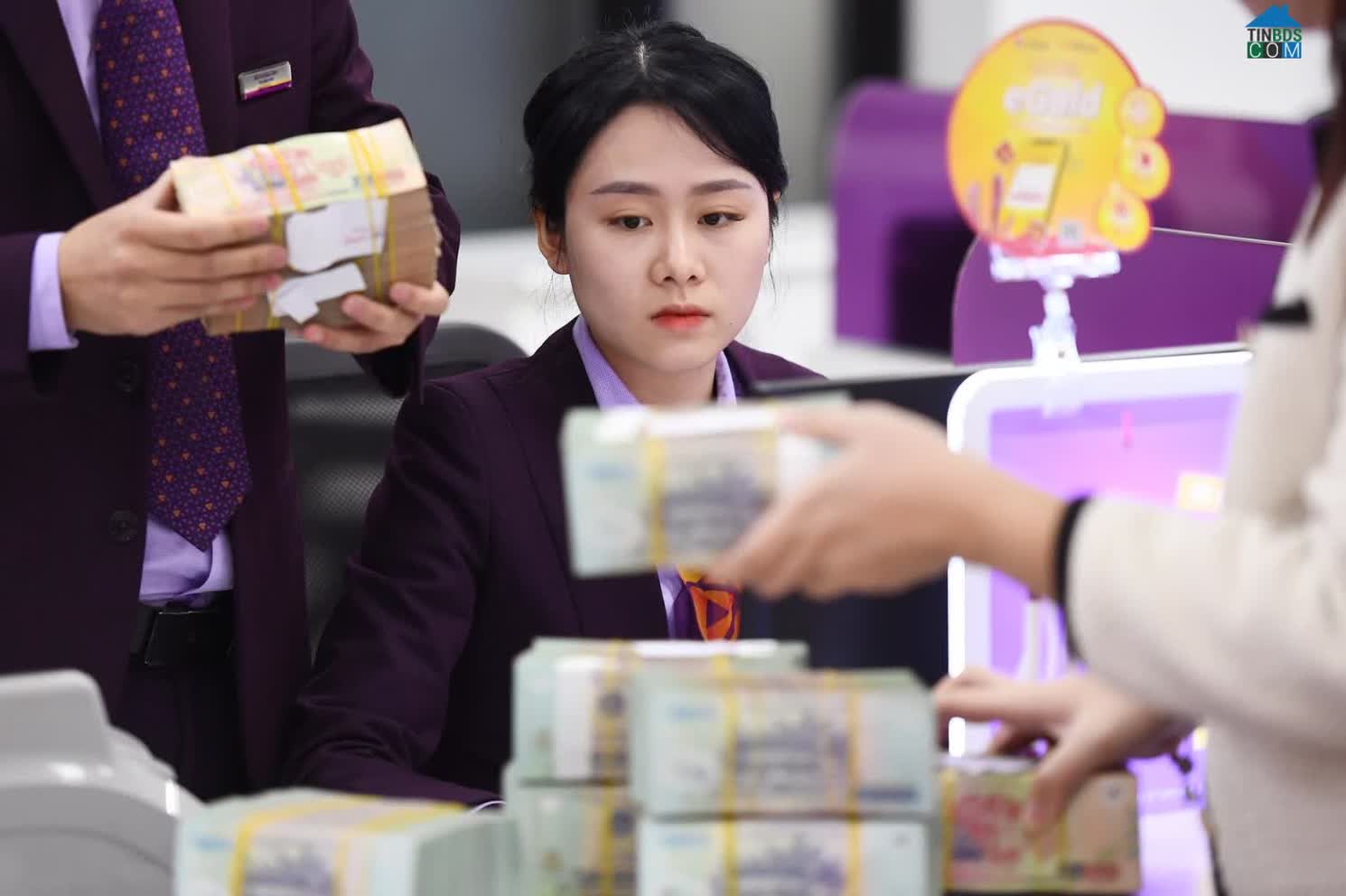 Ảnh Sẽ Giảm Lãi Suất, Đảm Bảo Vốn Vay Cho Bất Động Sản