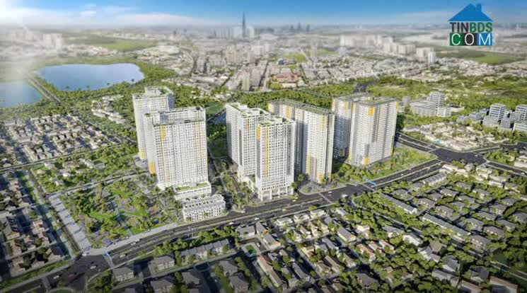 Bcons City toạ lạc ngay mặt đường Đại lộ Thống Nhất rộng 32m nối trung tâm TP Dĩ An với bến xe Miền Đông mới và khu Đông TP. HCM
