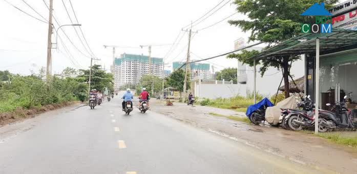 Tâm lý chờ giảm giá khiến nhiều nhà đầu tư vẫn chưa mạnh dạng xuống tiền dù tìm được sản phẩm ưng ý.