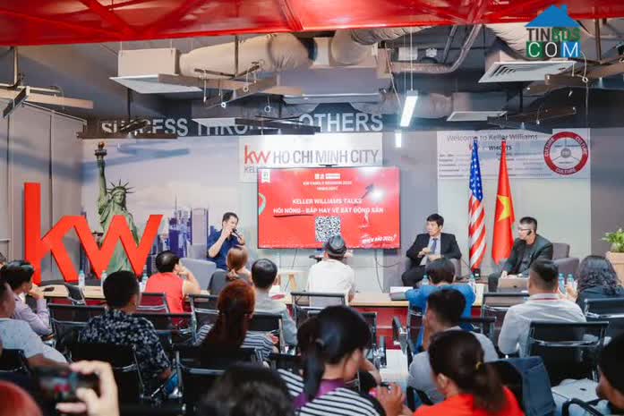 Các chuyên gia dự báo sẽ phải mất từ 1,5 -2 năm để thị trường BĐS trở về lại trạng thái tăng trưởng tich cực