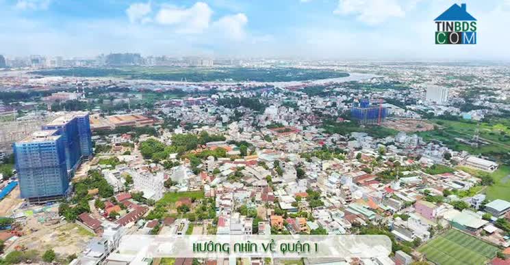Hướng nhìn từ Lavita Charm về Quận 1