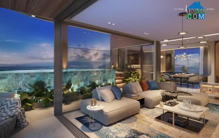 Các căn petnhouse được thiết kế tinh tế với các gam màu và chất liệu hài hòa trang nhã, có hồ bơi riêng ngoài trời ôm trọn vẻ đẹp của