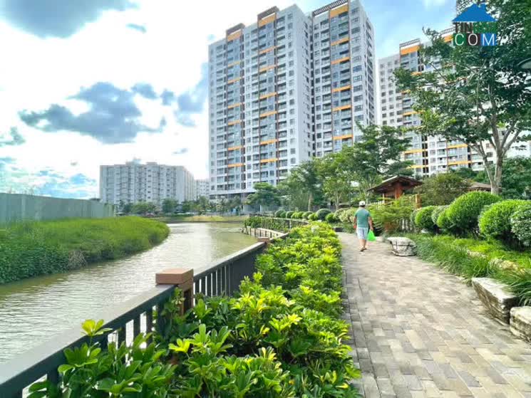 Khuôn viên khu căn hộ Flora trong dự án KĐT Mizuki Park