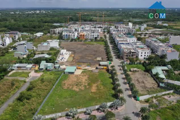 Dự án nhà ở xã hội tại phường Long Trường (TP. Thủ Đức) thời điểm tháng 11/2022. Ảnh: Quỳnh Trần, Vnexpress