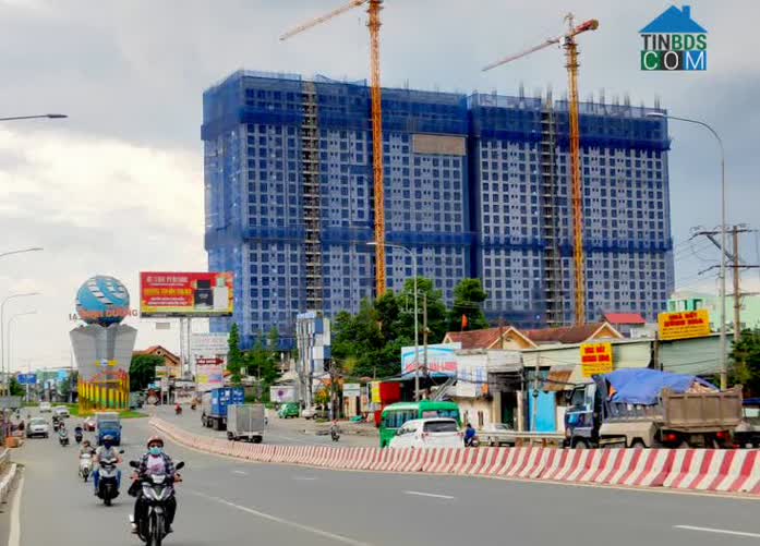 Mua nhà ngay thời điểm nóng sốt và “đỉnh giá”, nhiều nhà đầu tư căn hộ Bình Dương đang lao đao thoát hàng dù là bán lỗ.
