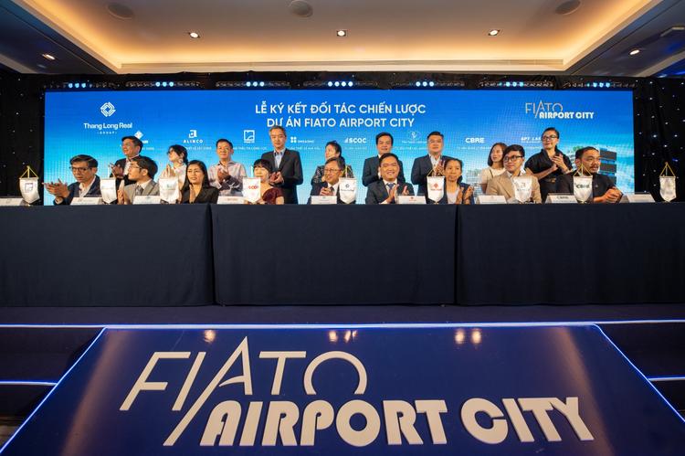 Ảnh Thang Long Real Group Ký Kết Đối Tác Chiến Lược Dự Án Fiato Airport City