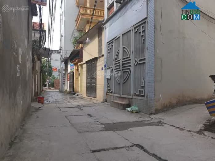 Nhóm khách tỉnh lẻ, lên Hà Nội tìm mua nhà cho con cái theo học đại học tại Hà Nội đang tăng