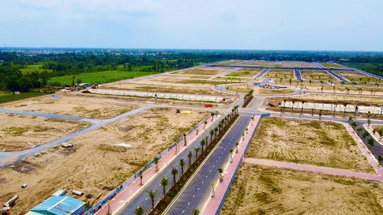 Ảnh Đất Nền Khu Đông TP.HCM Giá Đang Đi Ngang, Thị Trường Chuyển Hướng Đầu Tư