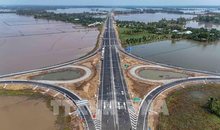 Ảnh Hạ Tầng Liên Vùng Về Đích, Cần Thơ Thành “Bến Đỗ” Chiến Lược Của Giới Đầu Tư Năm 2026