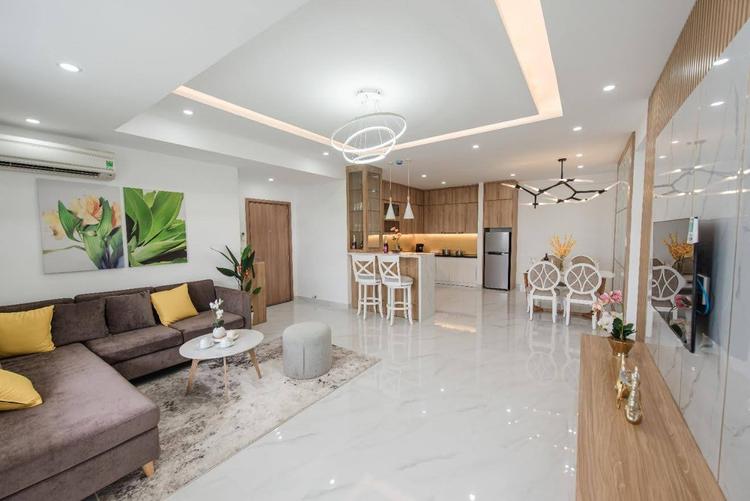 Ảnh Khách Mua Căn Hộ Conic Boulevard: “Tôi Chọn Chiết Khấu 25% Thay Vì Gửi Tiết Kiệm”
