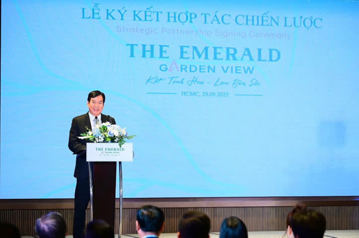 Ảnh Lê Phong Group Ký Kết Hợp Tác Chiến Lược Dự Án The Emerald Garden View