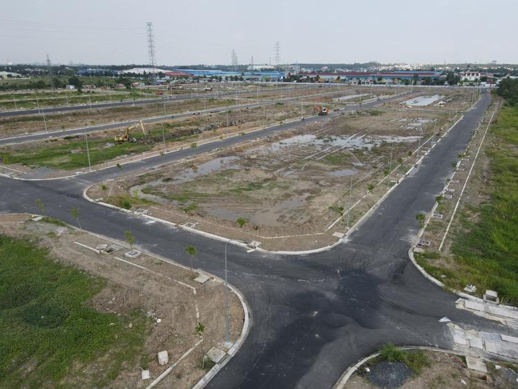 Ảnh Đất Nền Bình Dương: Nổi Sóng Nhẹ Cuối Năm 2024