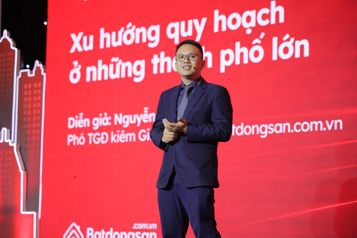 Ảnh Tái Cấu Trúc Lõi Đô Thị, Mở Cực Tăng Trưởng Mới: Bất Động Sản Hà Nội Và TP.HCM Sẽ Thay Đổi Ra Sao?