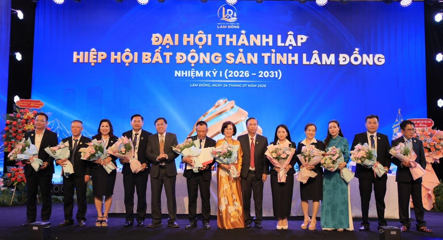Ảnh Hiệp Hội BĐS Tỉnh Lâm Đồng Chính Thức Ra Mắt, Hướng Tới Thị Trường Minh Bạch