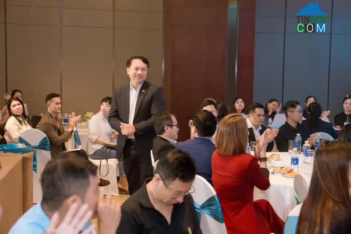 Ảnh D-Aqua Ký Kết Loạt Thương Hiệu, Ra Mắt Giỏ Hàng Shop Thương Mại Cuối