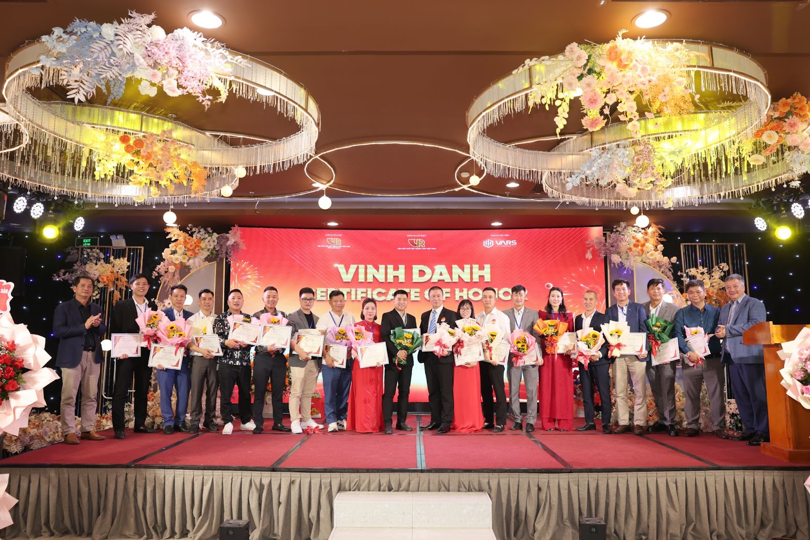 Ảnh Gala Year End Party 2024: Bất Động Sản Nam Định - Chào Kỷ Nguyên Mới