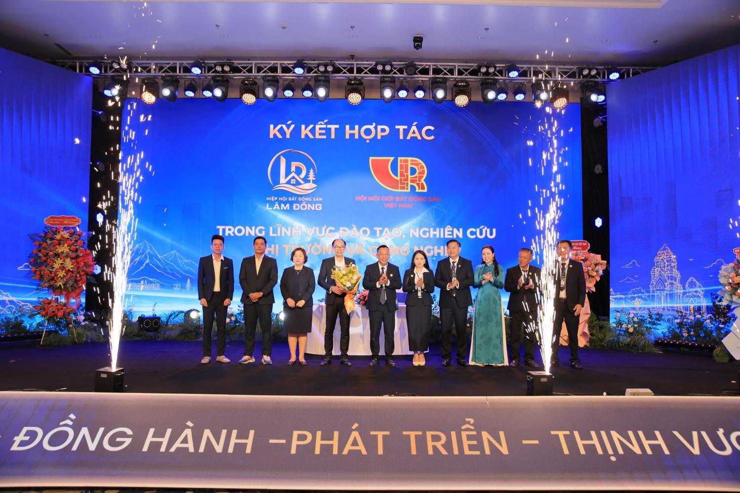 Ảnh Hiệp Hội BĐS Tỉnh Lâm Đồng Chính Thức Ra Mắt, Hướng Tới Thị Trường Minh Bạch