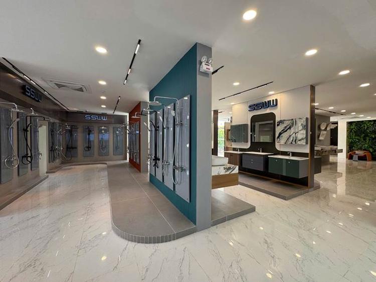 Ảnh Khai Trương Showroom Nội Thất Lâm Đồng: Mắt Xích Chiến Lược Trong Hệ Sinh Thái Nội Thất – BĐS